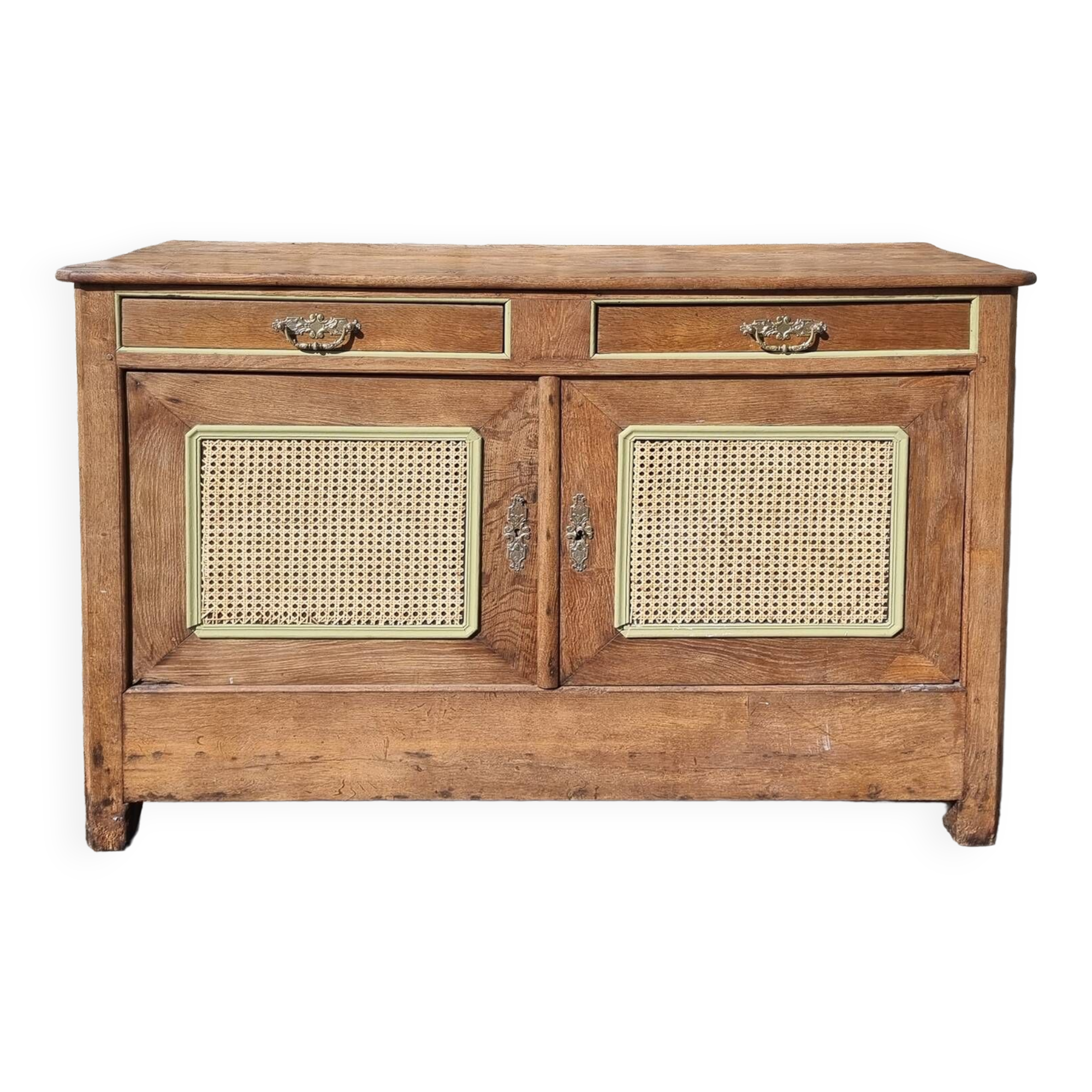Low country sideboard, solid wood, stylized, late 18th century.