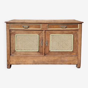 Low country sideboard, solid wood, stylized, late 18th century.