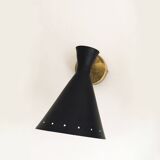 Set of three Italian wall lights in brass and lacquered iron, 1950s design.