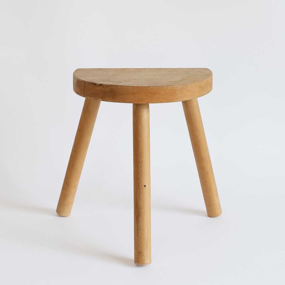Tripod stool