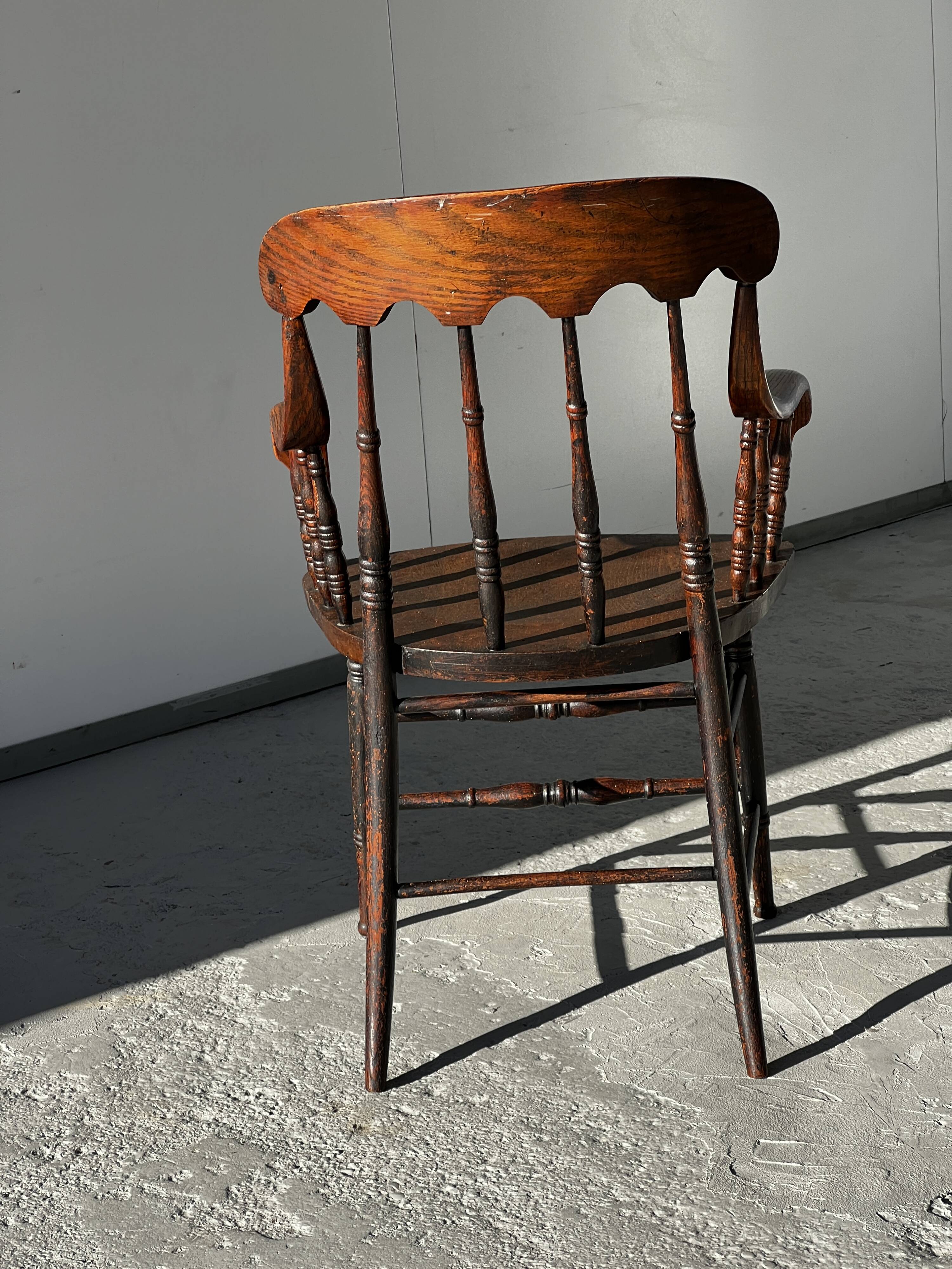 Fauteuil Windsor en bois tourné XXIXème