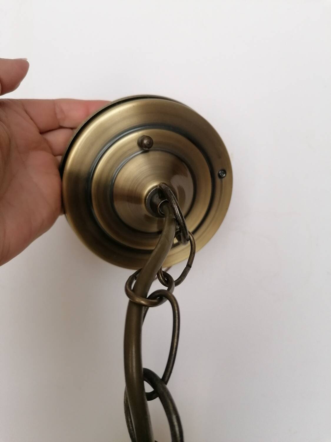 Lantern pendant light with beveled glasses