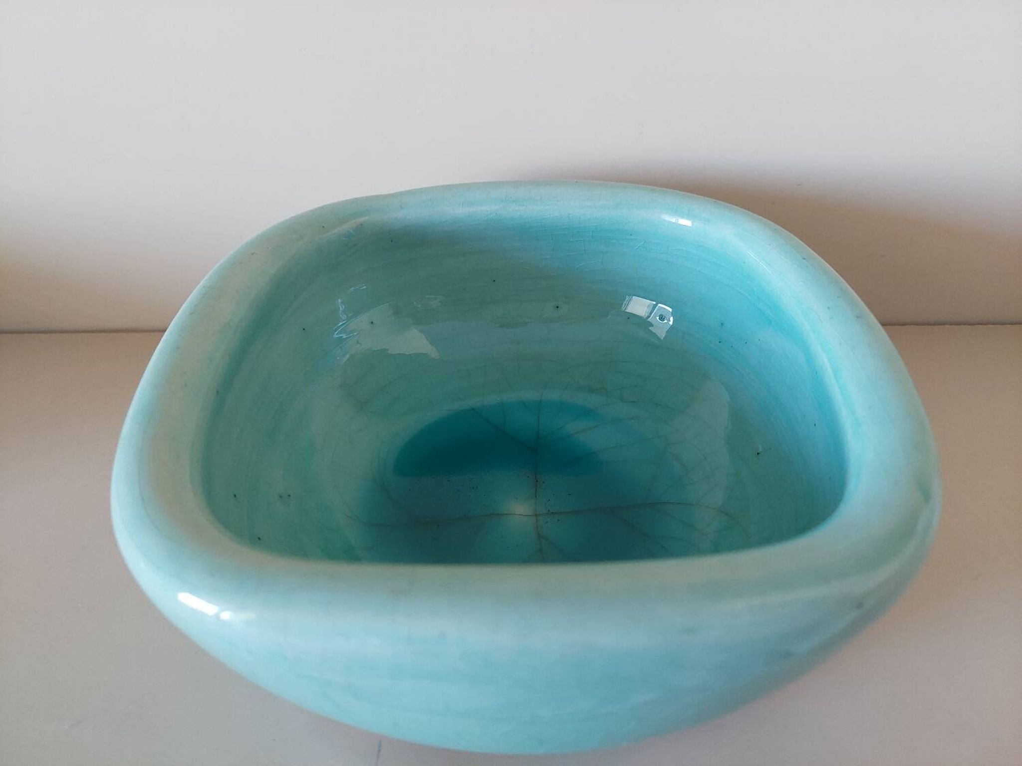 Turquoise cracked ceramic empty pocket signed Keramos, Sèvres circa 1950
