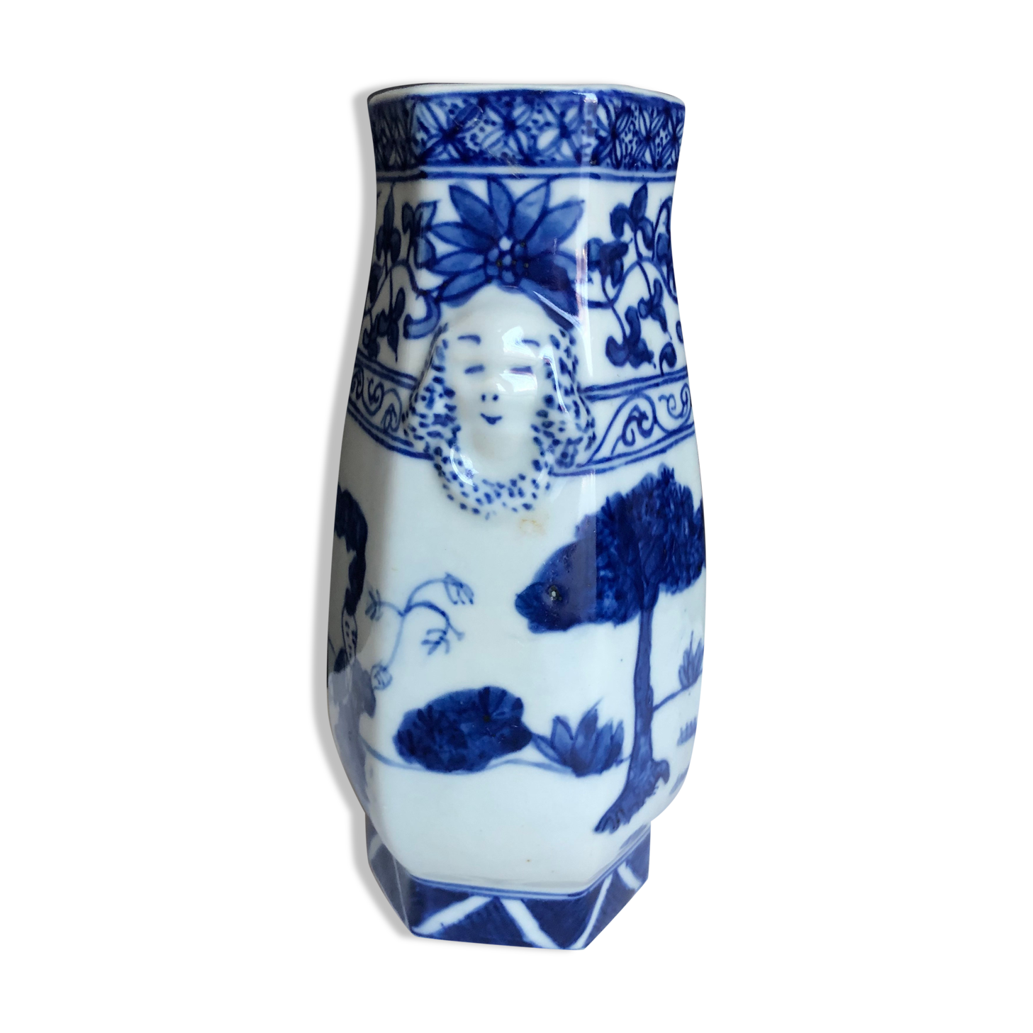 Chinese porcelain vase