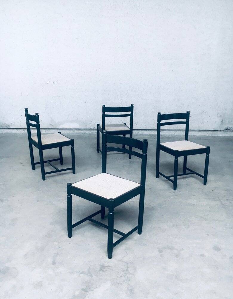 Italian design dining chair from the 1960s, set of 4.