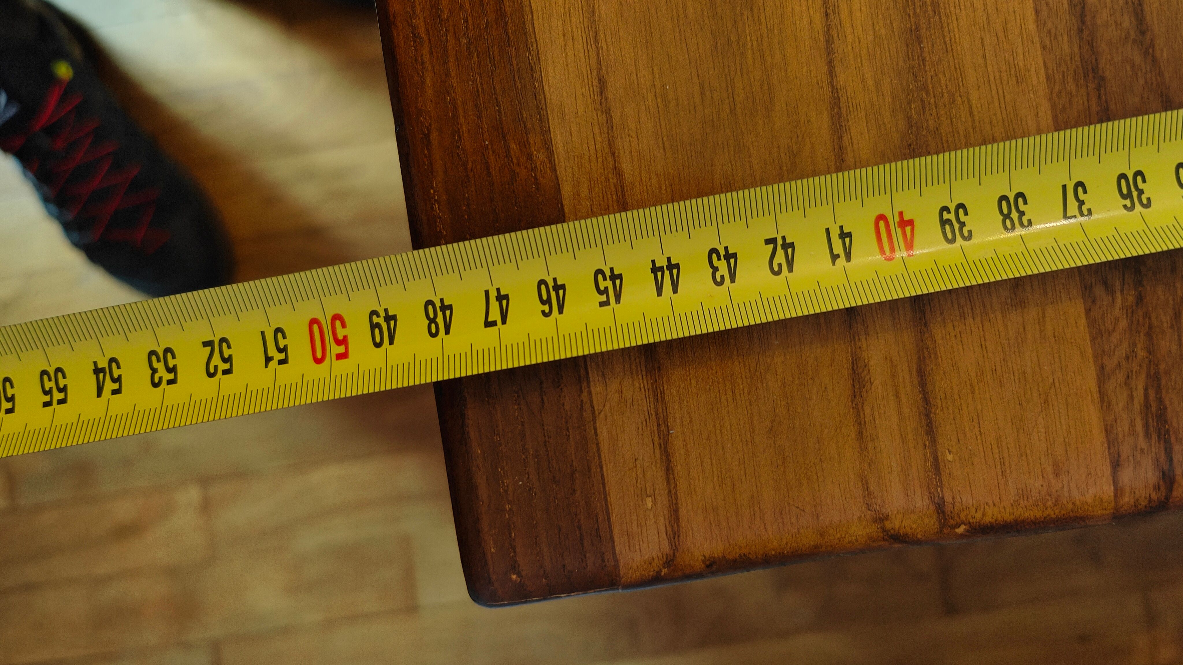 Low rosewood chest of drawers La maison coloniale