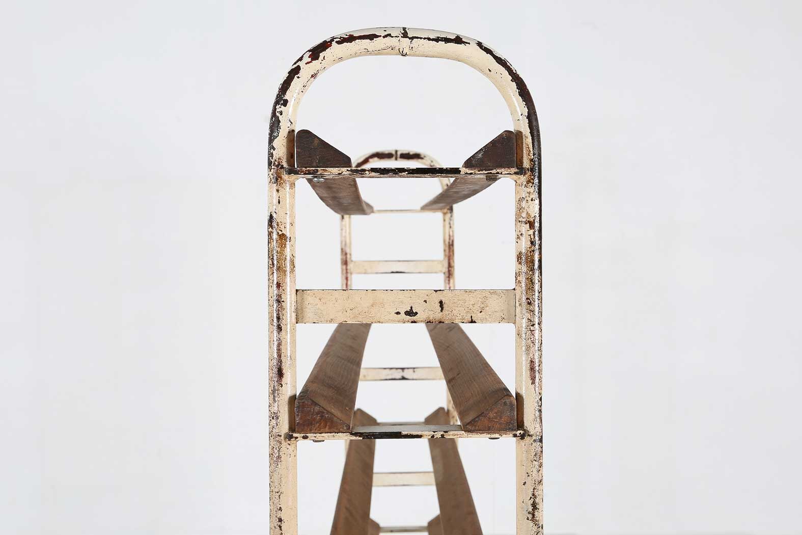 Industrial bread shelving ca.1920