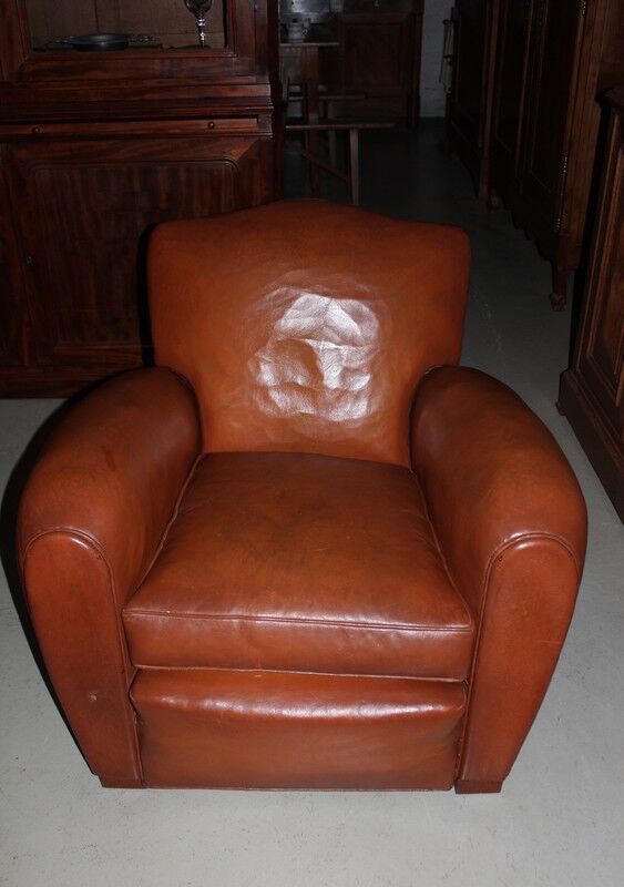 Twentieth leather club lounge