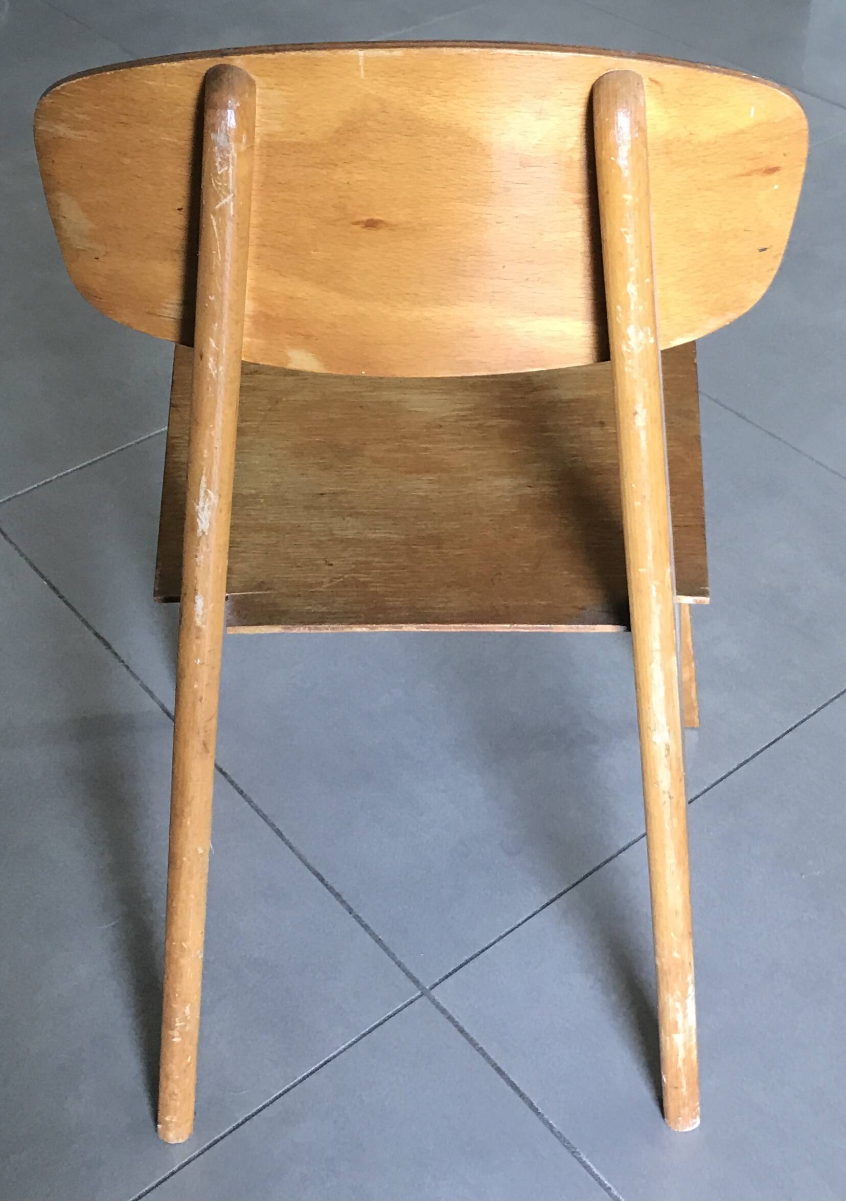 Vintage wooden chair for children from the 1960s:1970s