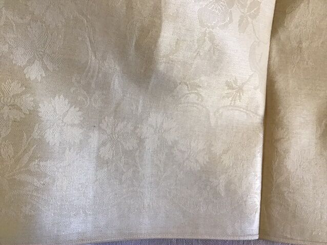 Set of 6 towels in ivory cotton damask