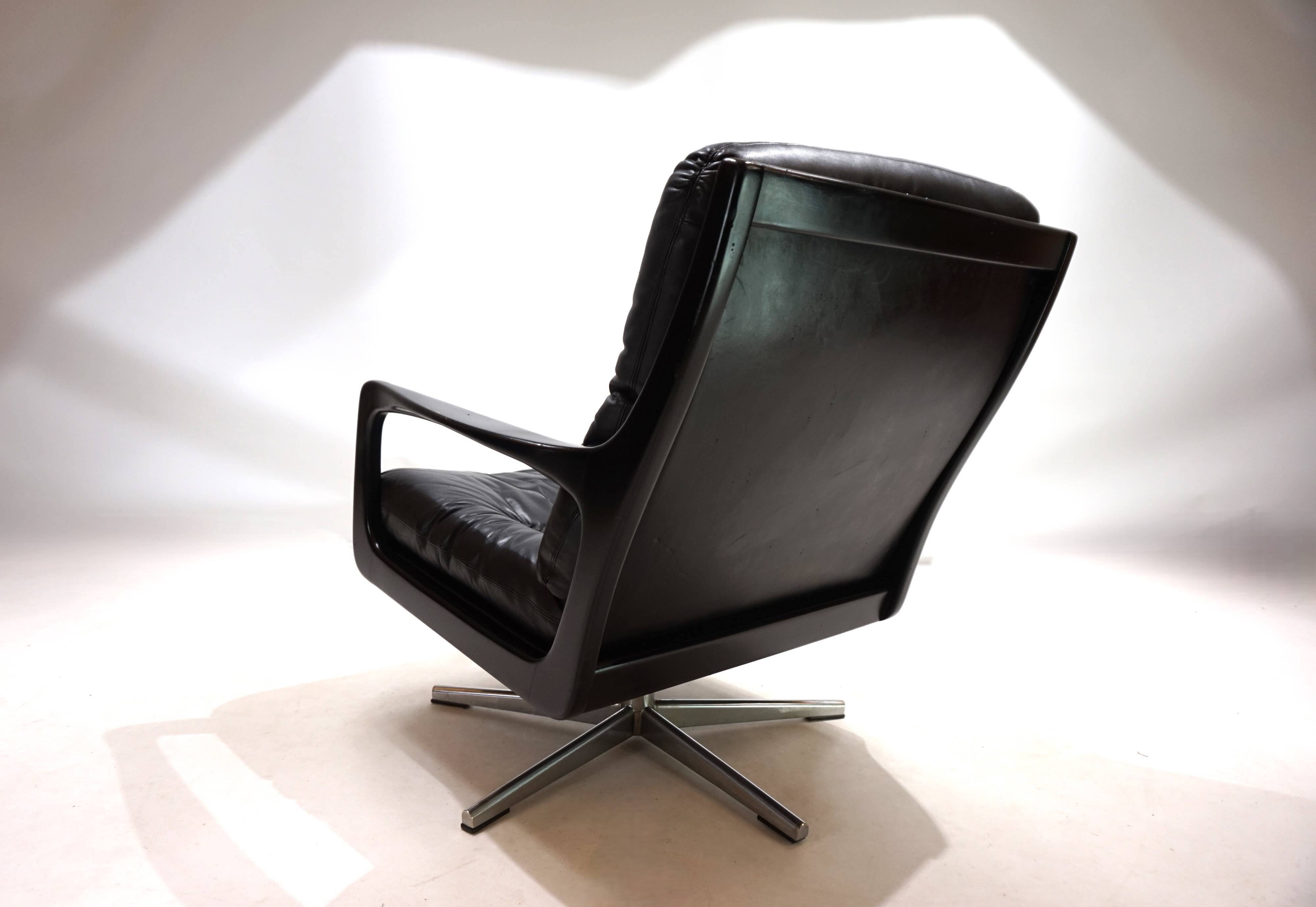 Fauteuil en cuir Eugen Schmidt pour Soloform, 1960