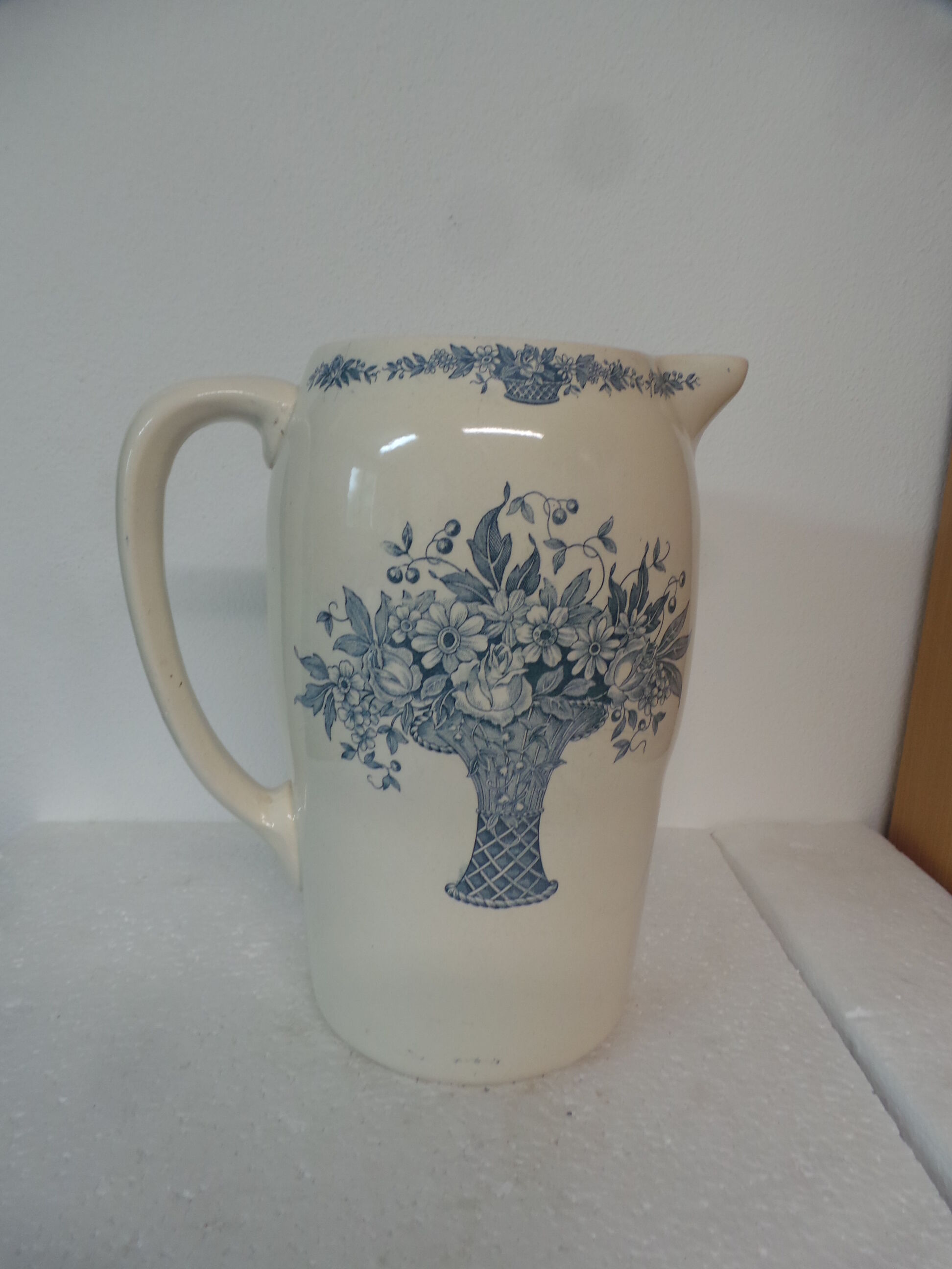 Broc a eau Longchamp Versailles Paris decor floral