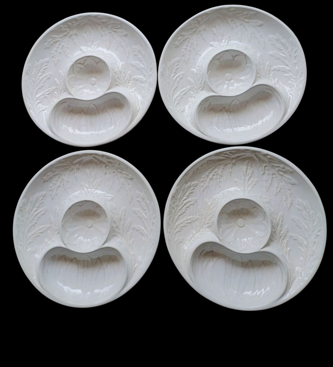 4 barbotine plates with artichoke pattern from Bordallo.