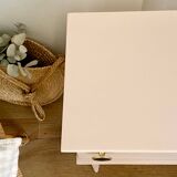Bedside table with spindle legs