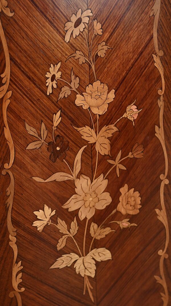 Secrétaire en marqueterie de bois précieux, style Transition, époque Napoléon III, milieu XIXe