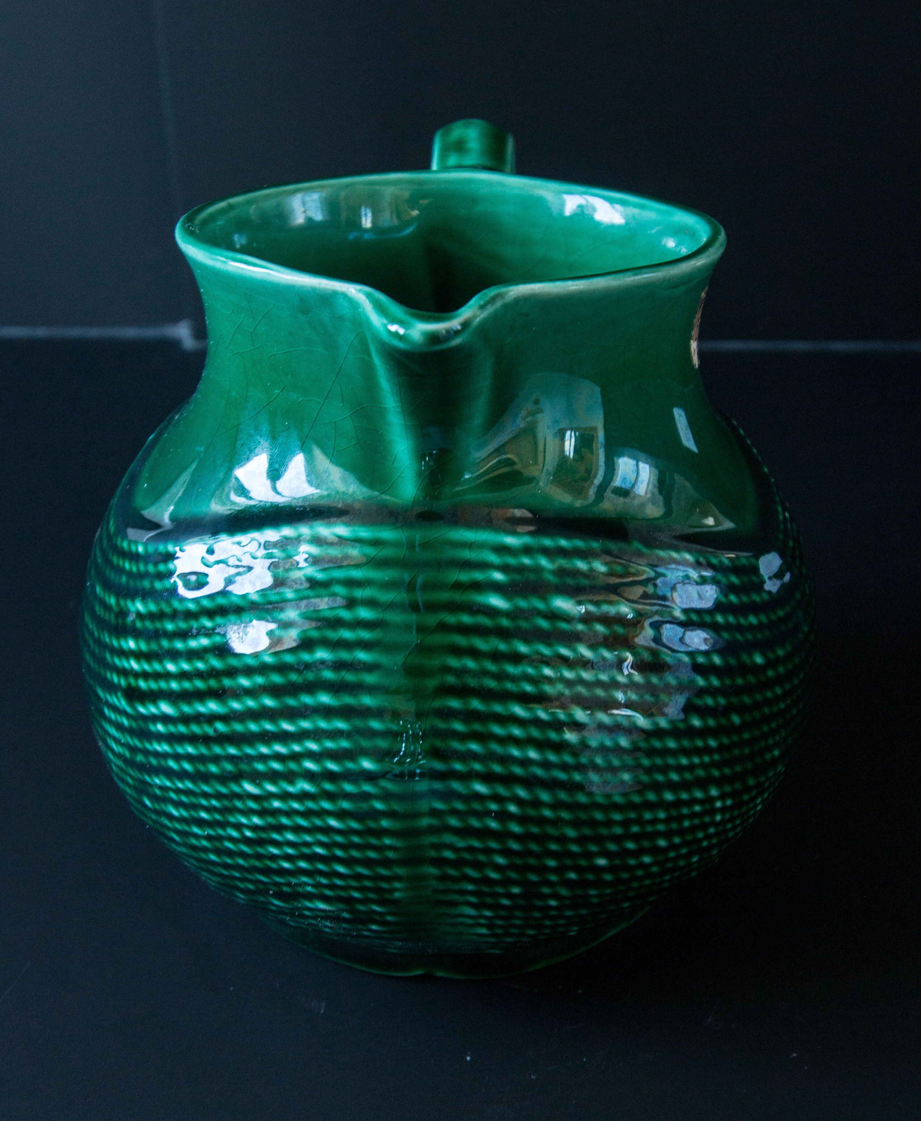 Green pitcher Sarreguemines Digoin vintage 60s slip