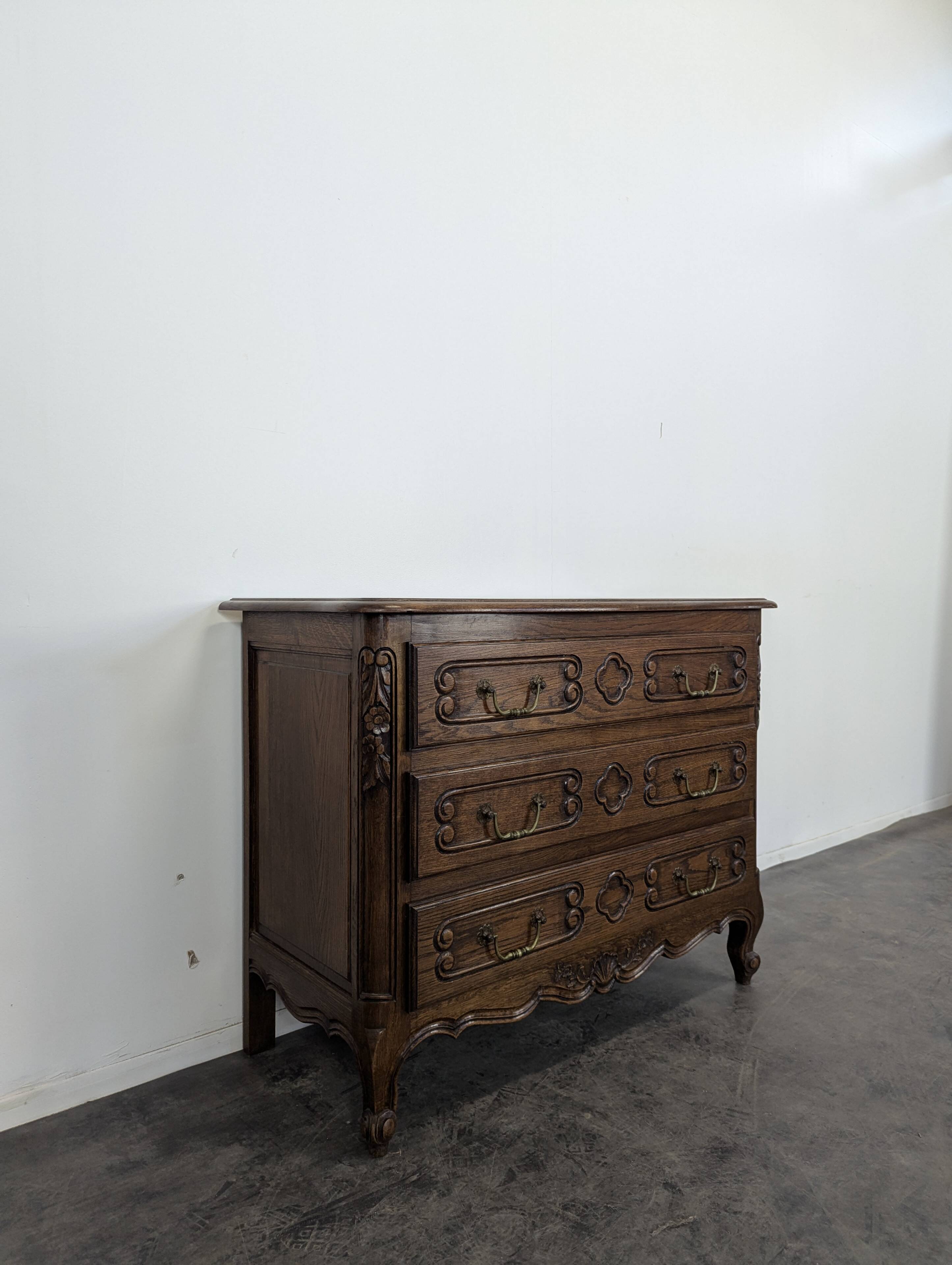 Louis XV style neo-rustic oak chest of drawers