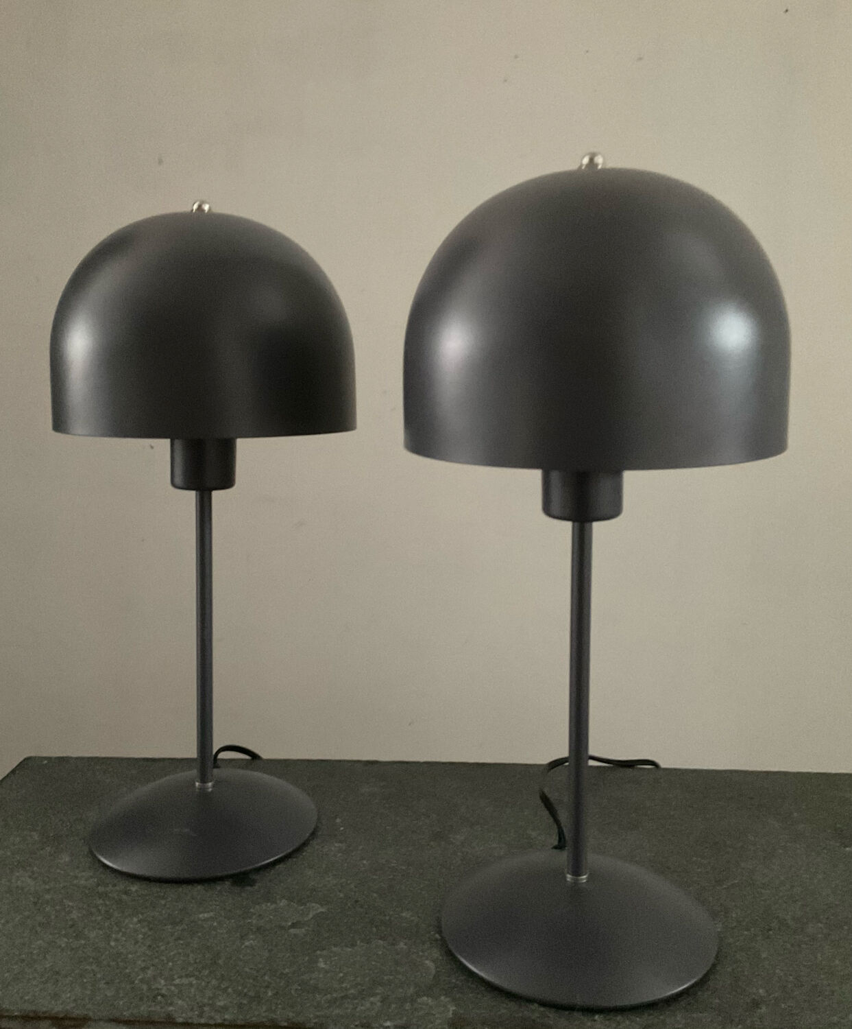 Paire de lampes design en métal