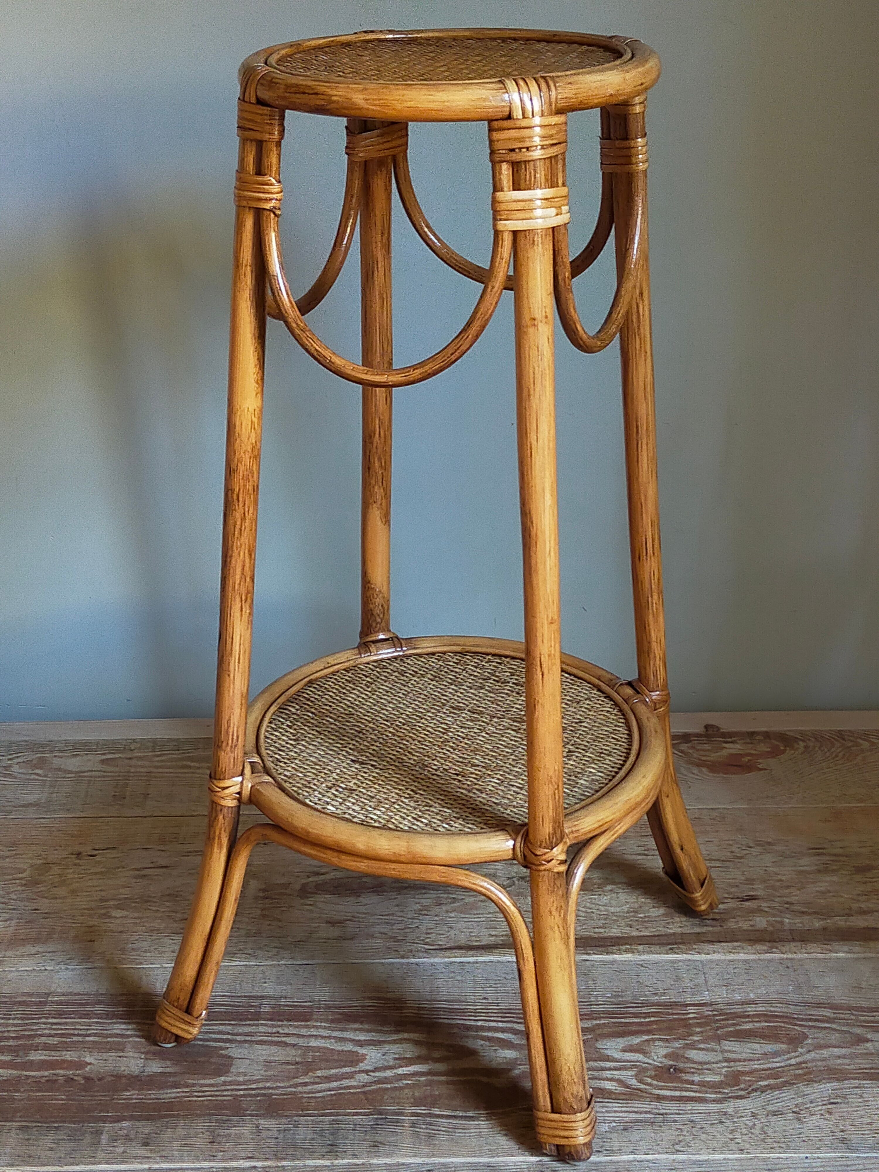 High harness in vintage rattan