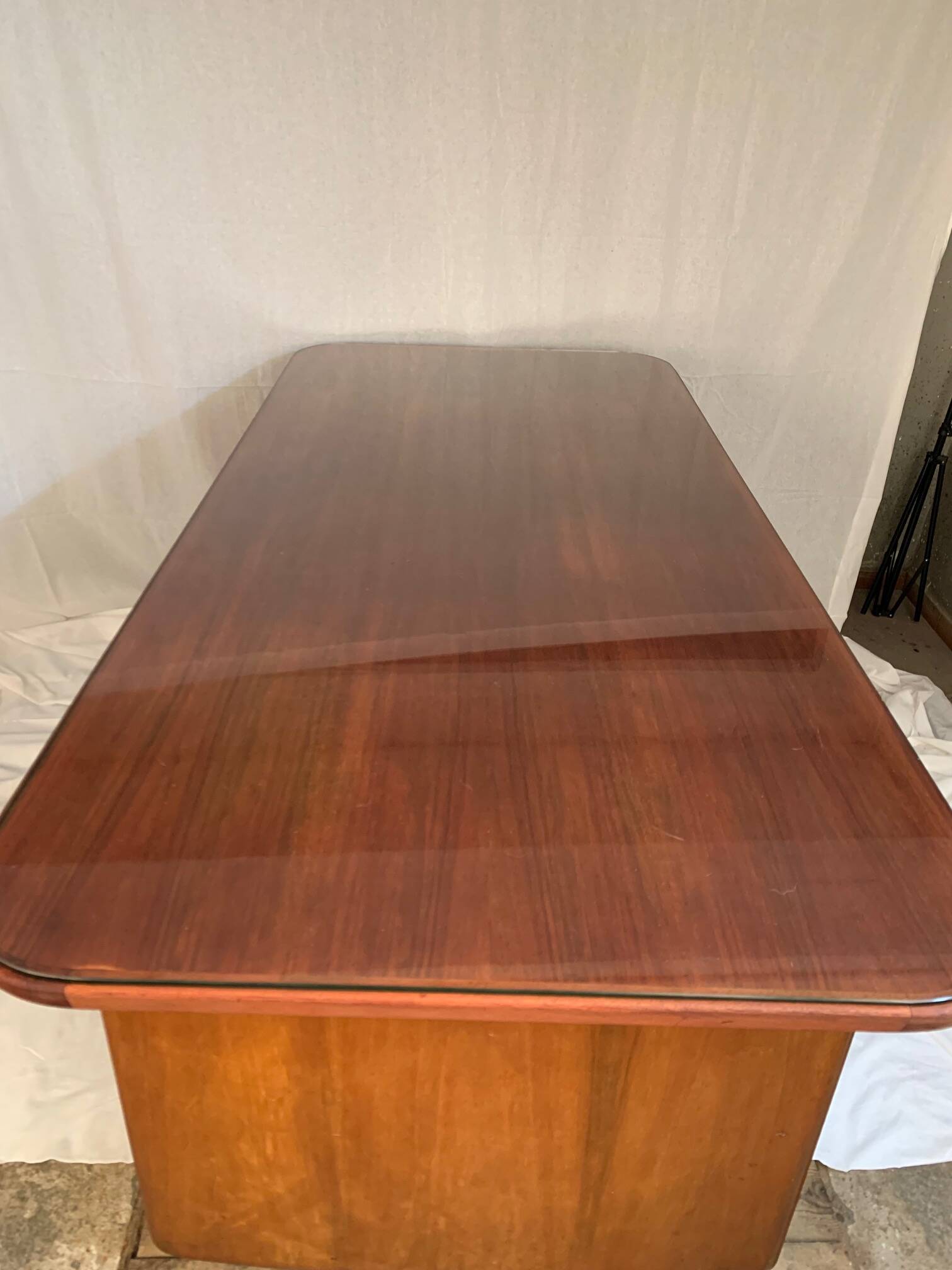 Desk designed by Gunnar Ericsson, Atvidaberg, Facit AB Buromöbel Zurich, Sweden, 1950s