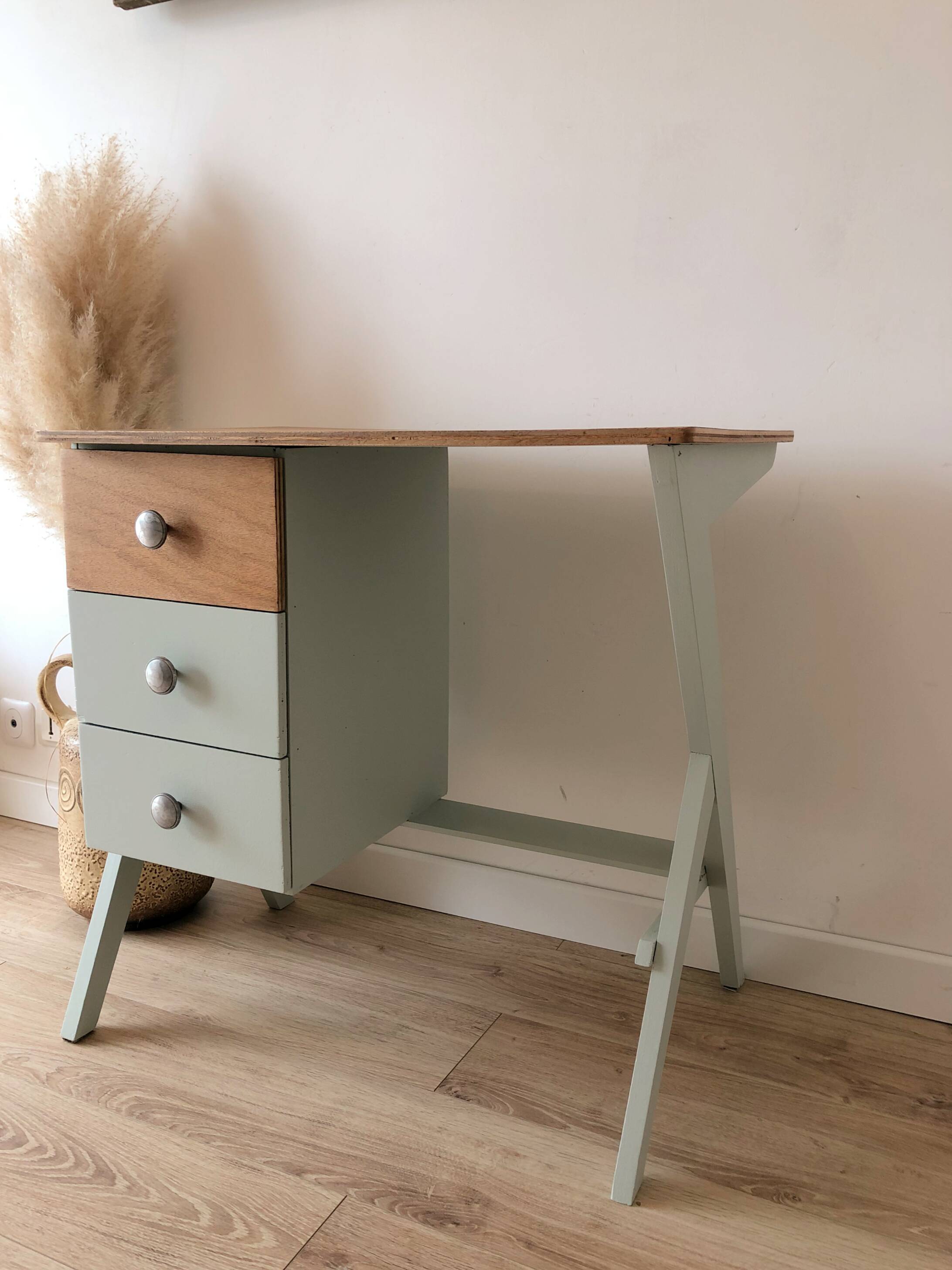 Vintage desk for children/teenagers