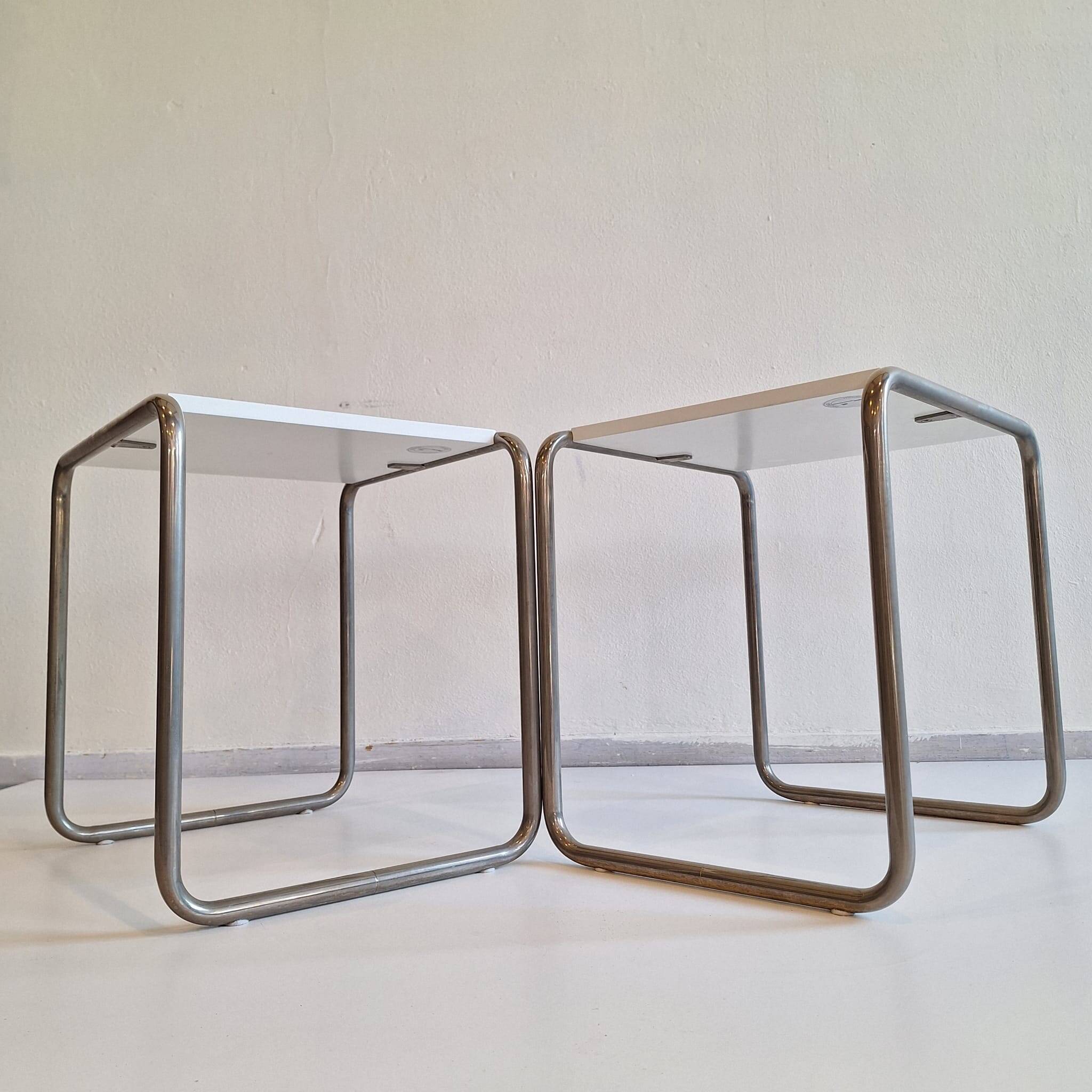 Ensemble de 2 tables d'appoint B9 Marcel Breuer pour Tecta