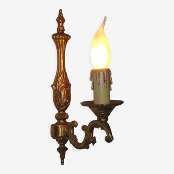 Single vintage french bronze traditional style wall light leaf detail