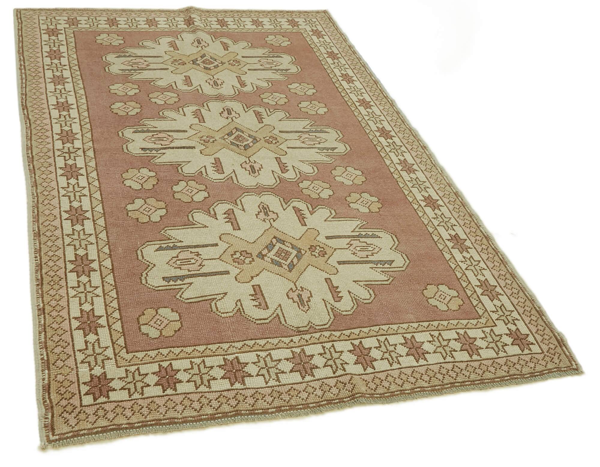 Turkish Vintage Anatolian Rug 125 cm x 197 cm