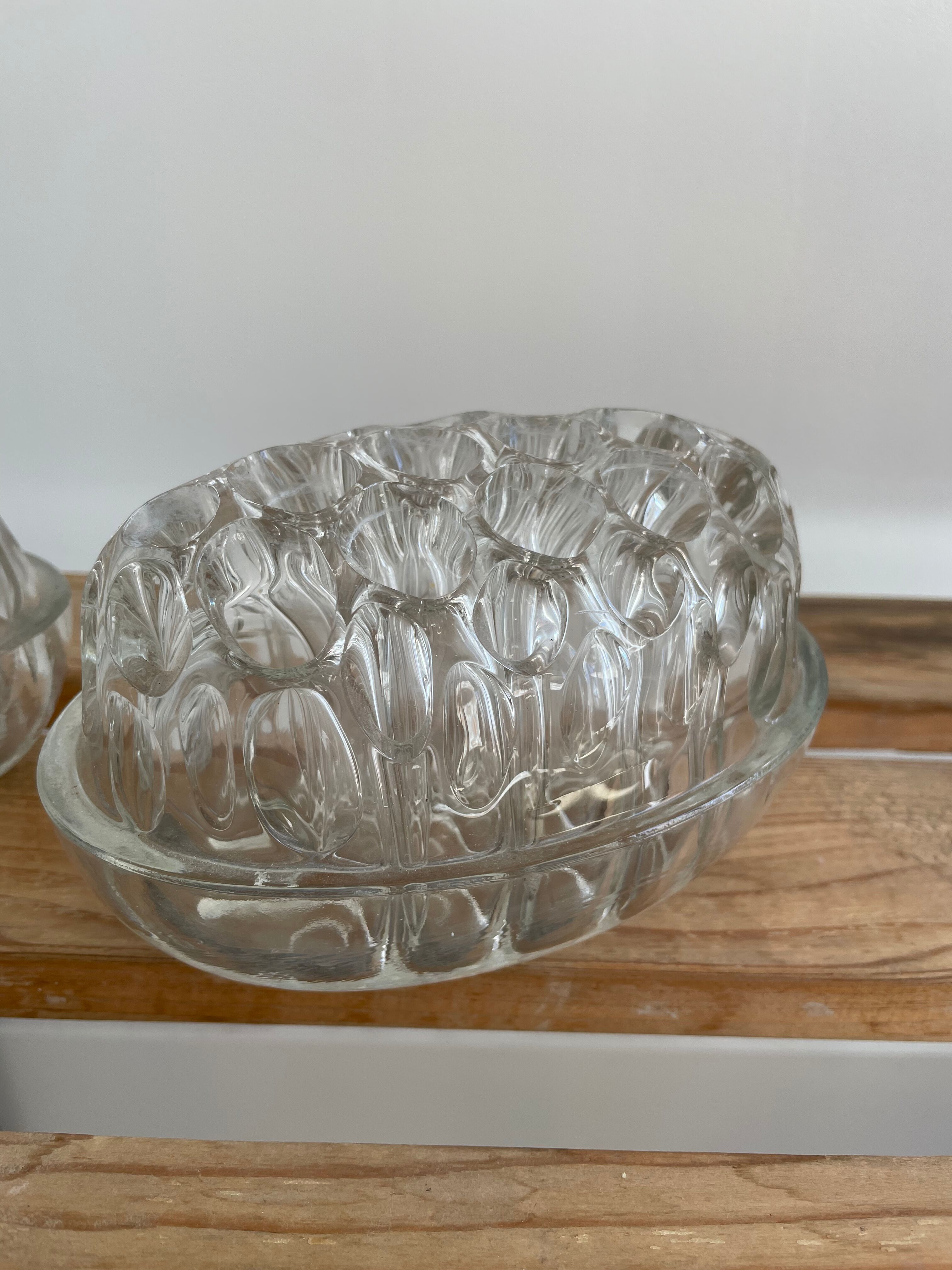 Duo of picnic flowers