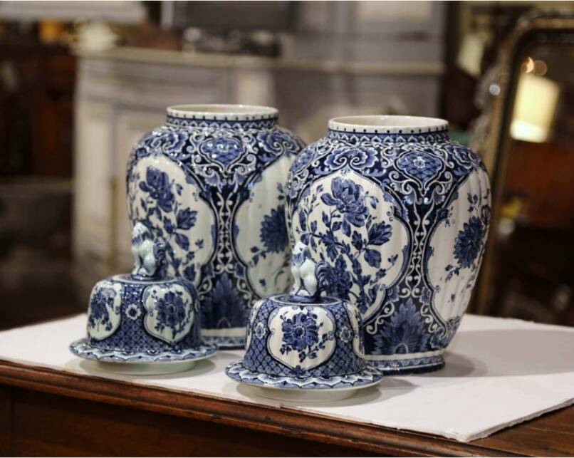 Pair of DELFT vases