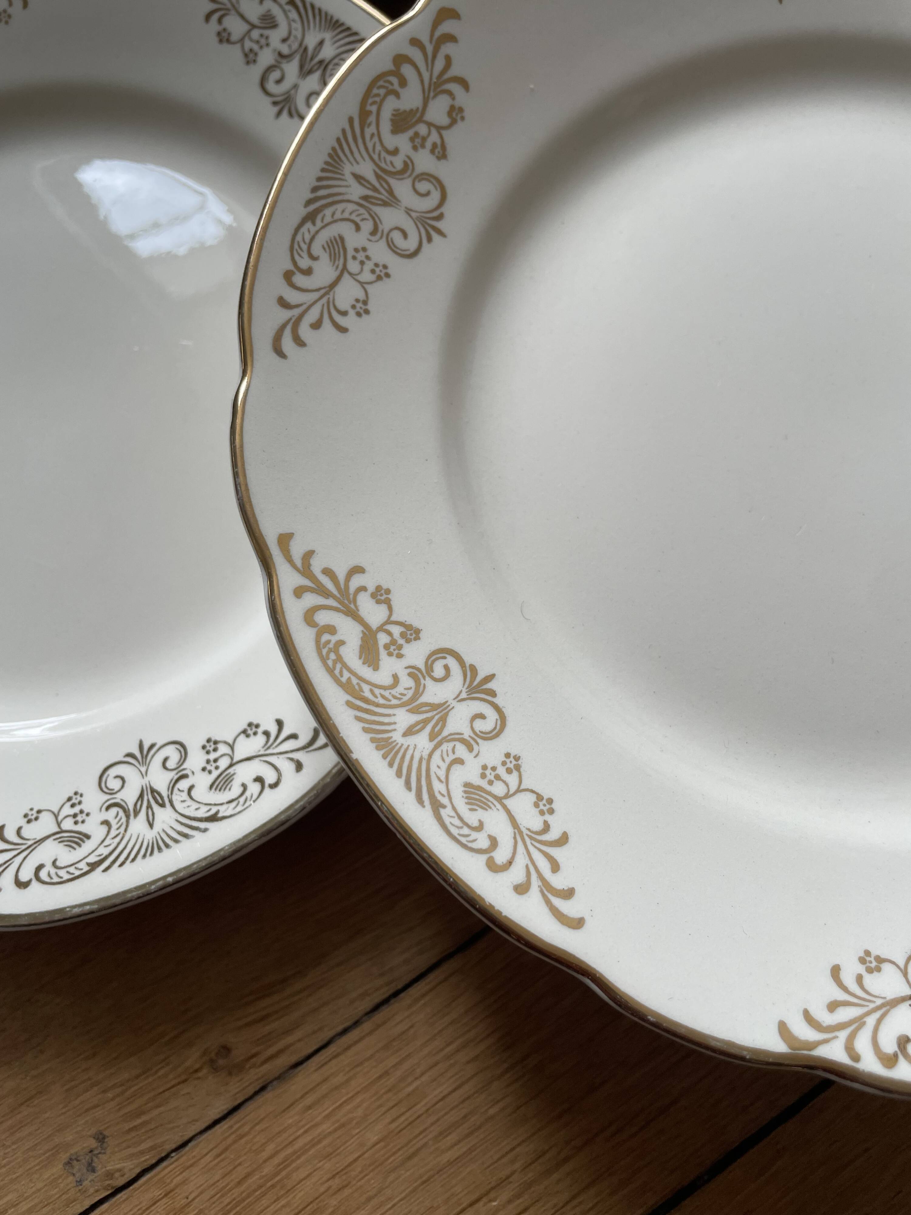 6 vintage Villeroy & Boch dessert plates 250905