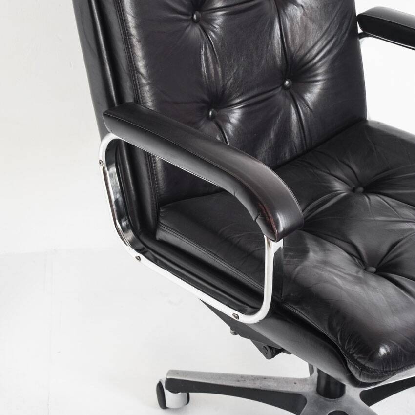 Vintage leather armchair. Swivel, on casters, multi-position. Norway, 1970s.