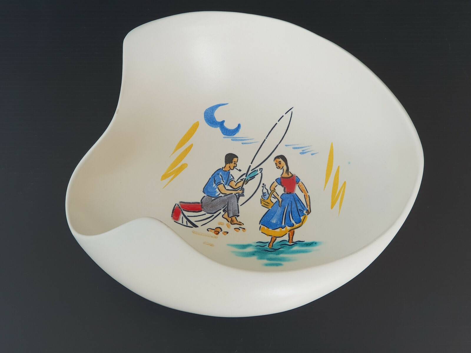 Vintage 1960s wall plate or fruit bowl in ceramic west germany 60s 1960s