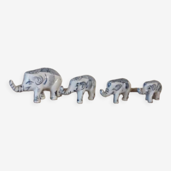 Éléphants d'Asie en céramique