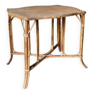 Table en rotin naturel, - vers