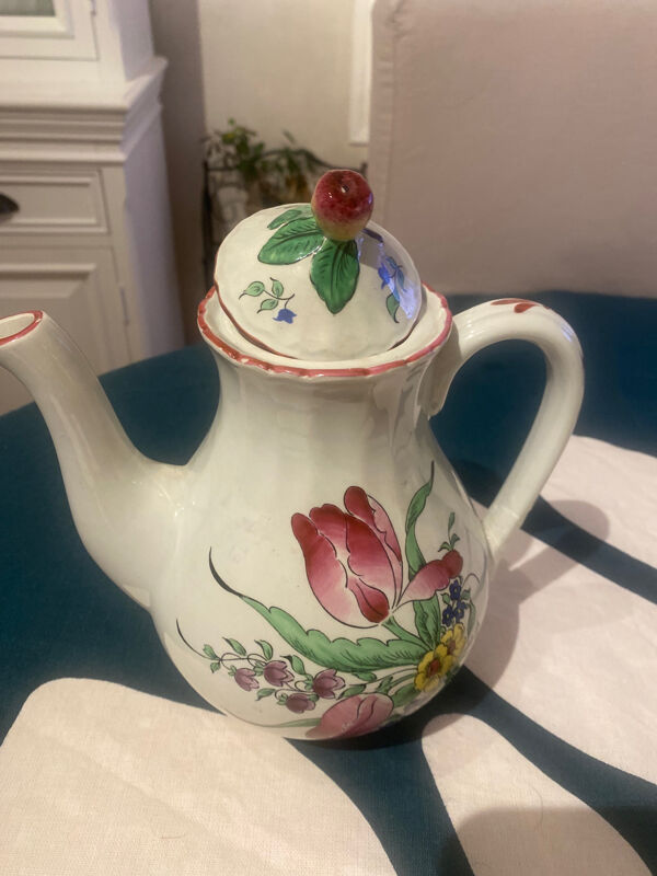 K & G Lunéville Ancienne théière en faïence de Strasbourg 19 siècle
