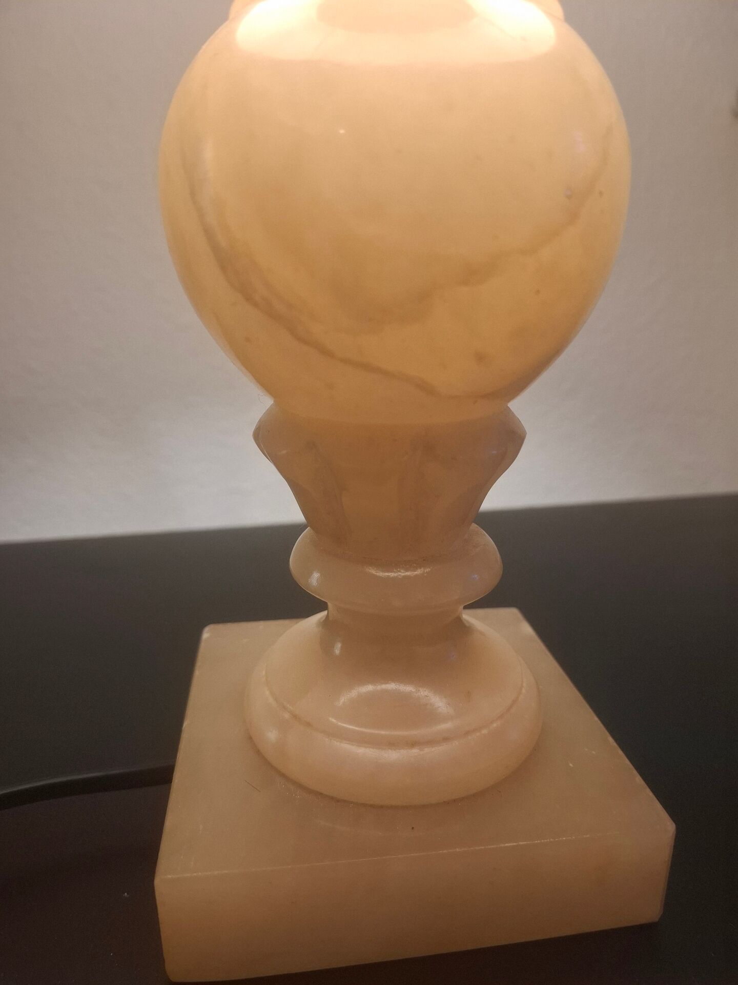 Vintage alabaster lamp with ecru shade – unique piece