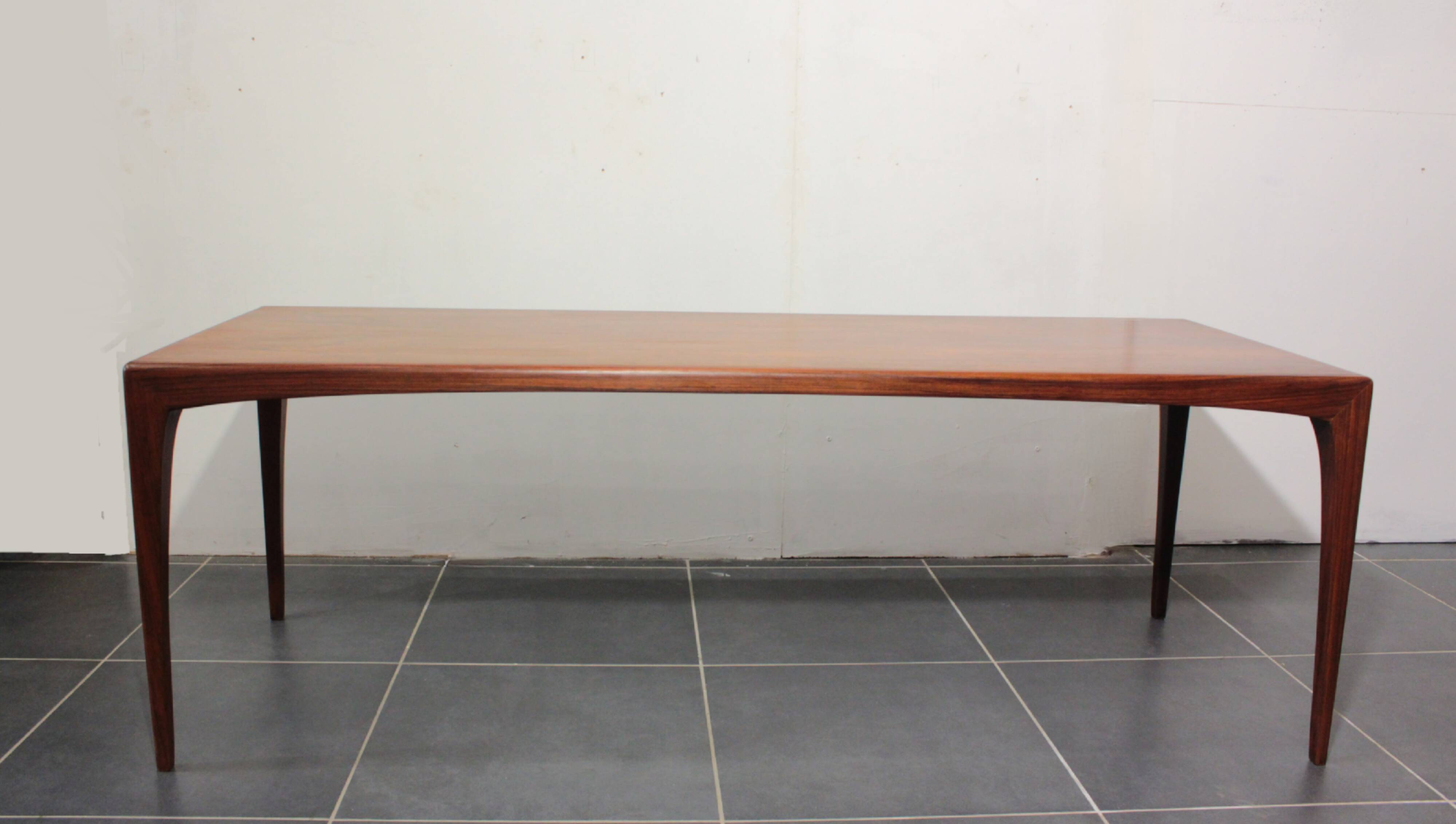 Table basse Danoise par Erling torvits