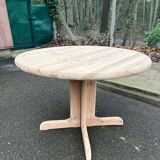 Extendable round dining table Rainer Daumiller for Hirtshals Sawaerk 185