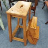 Pine stepladder stool