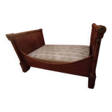 Empire bed