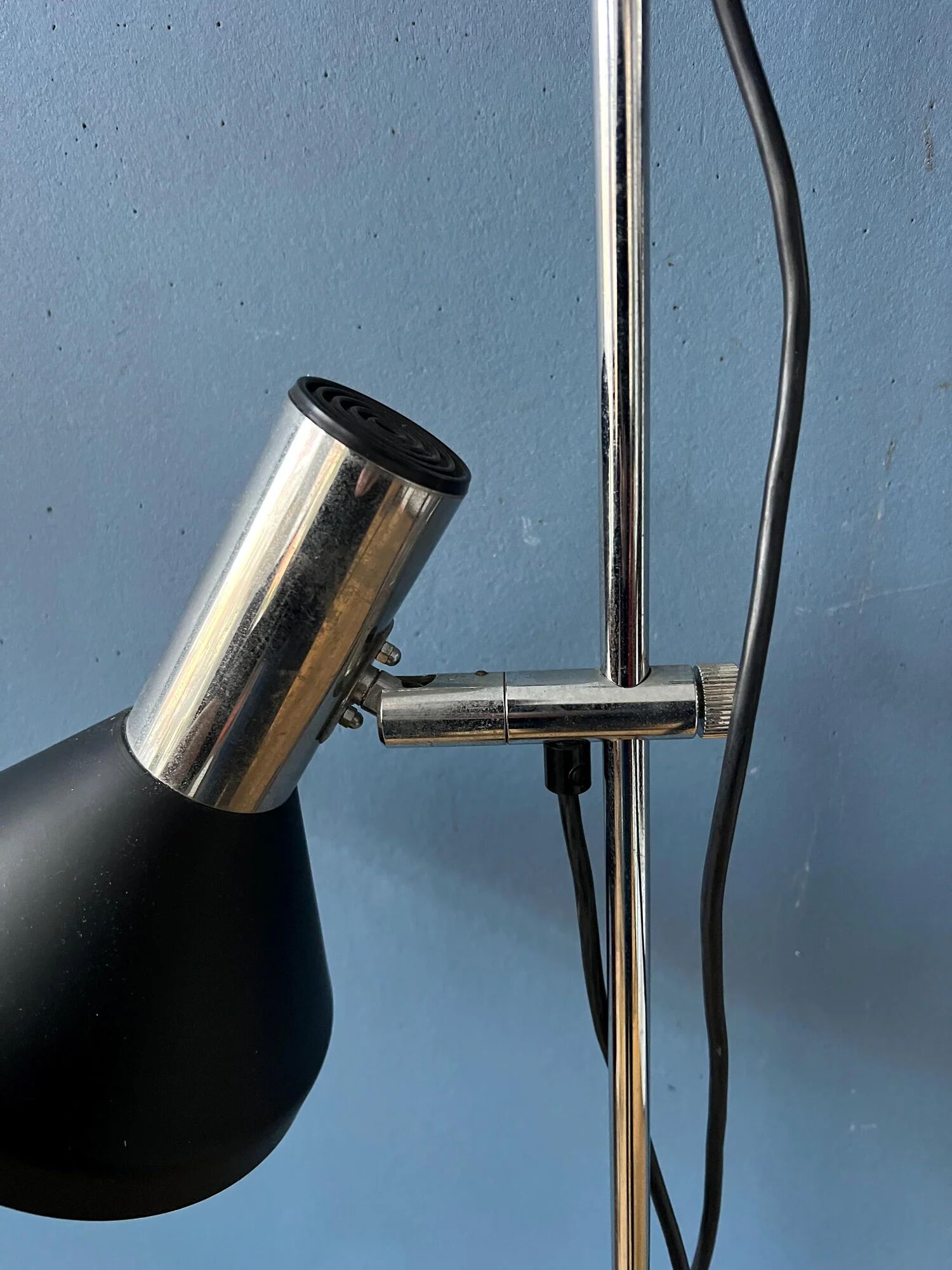 Vintage black mid-century floor lamp with two aluminium spots