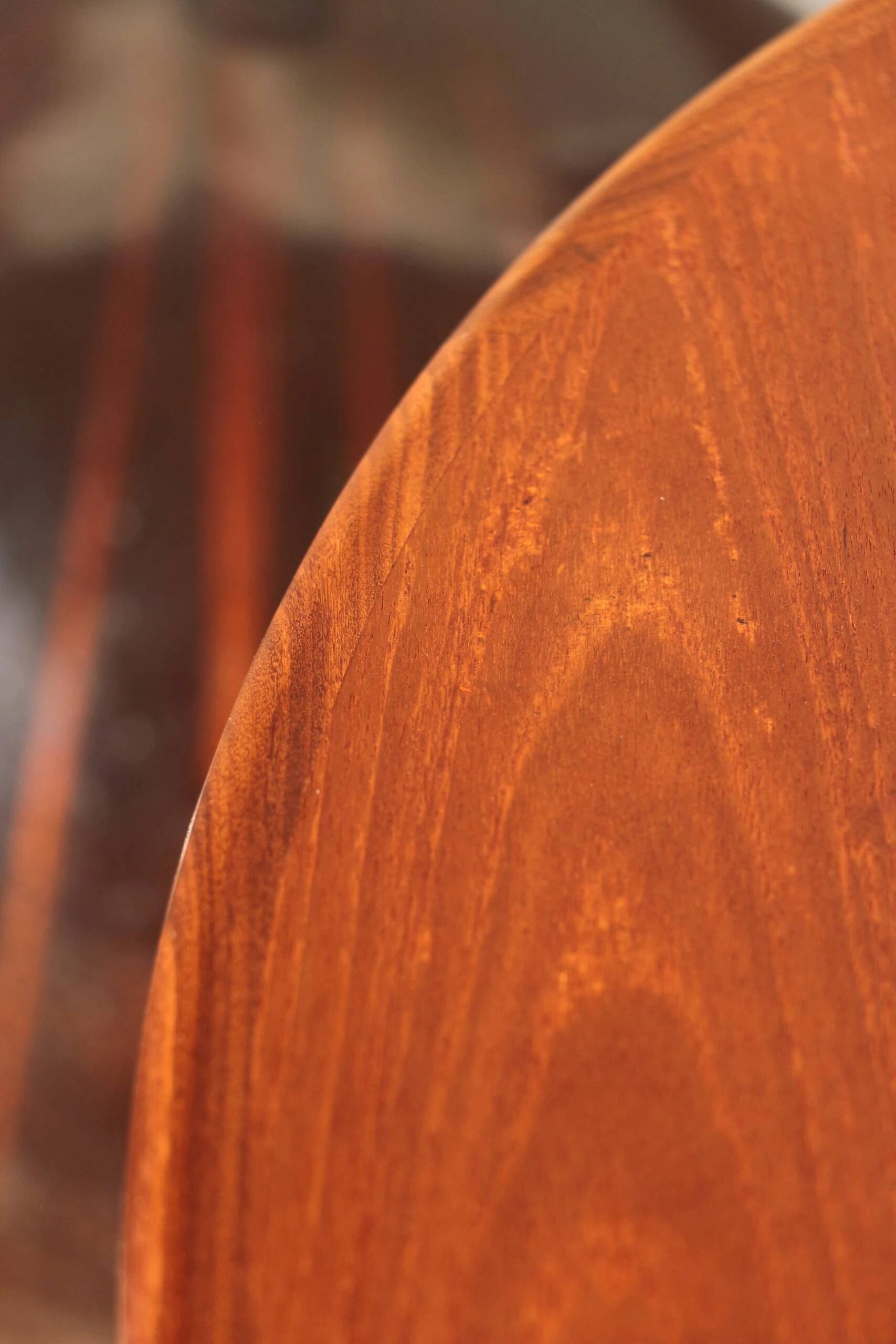 Oval dining table – 6 to 8 people – G Plan