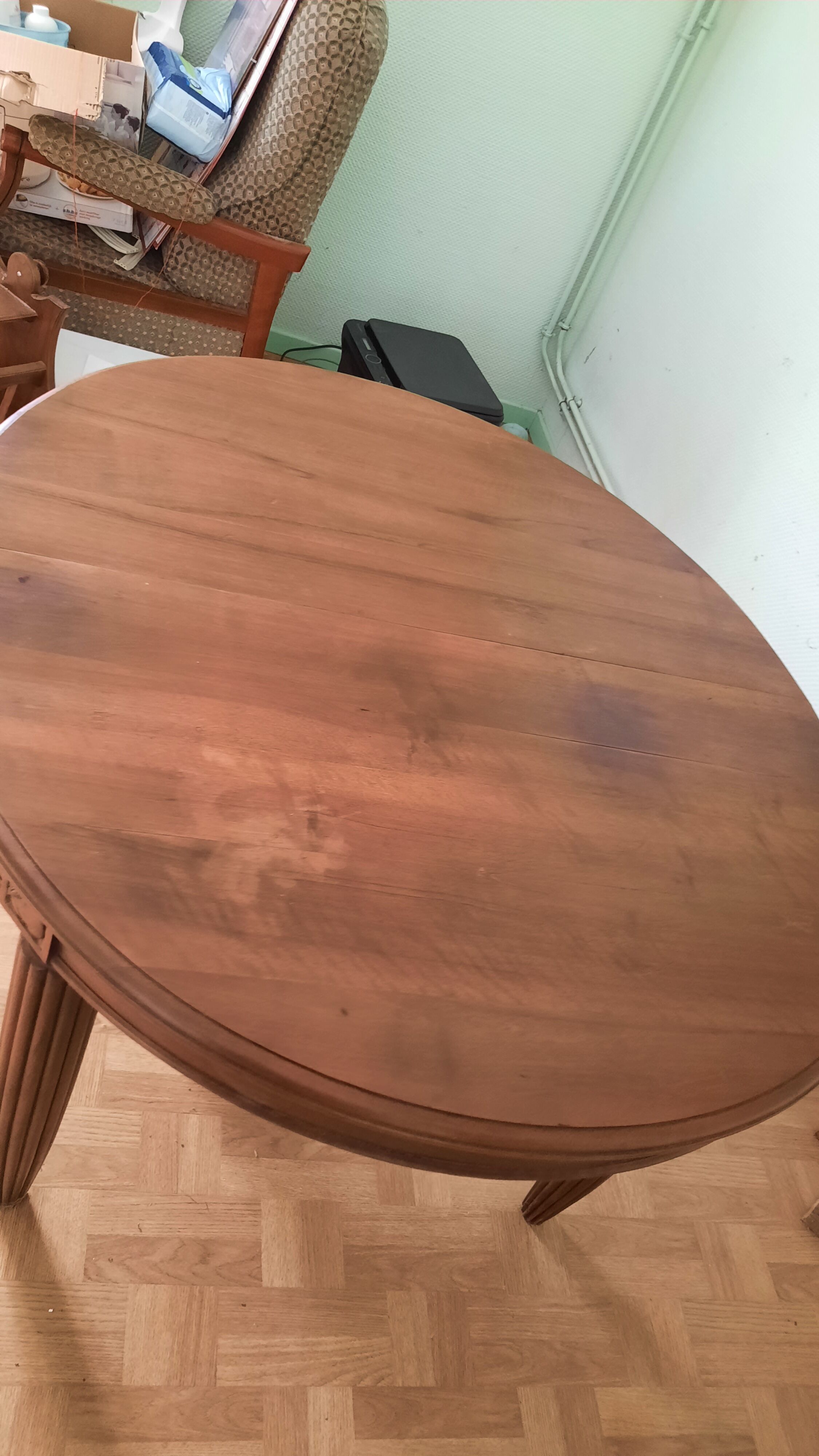 Table ronde style art déco