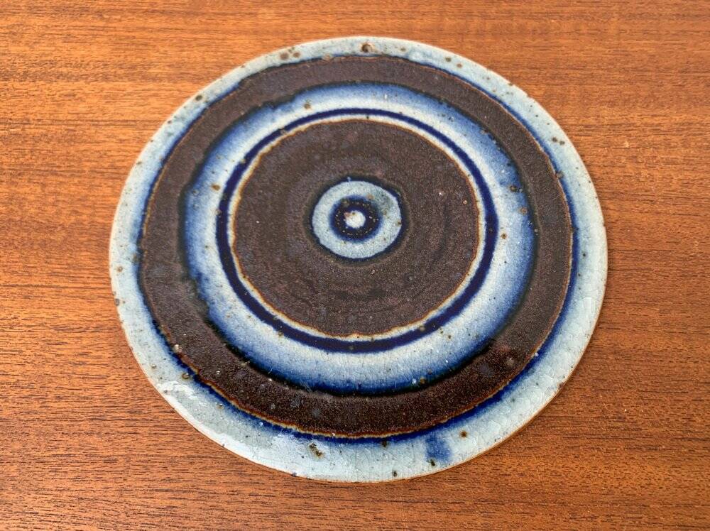 Ceramic wall plaque from the Danish mid-century studio by Helle Allpass, Denmark, 1960s.