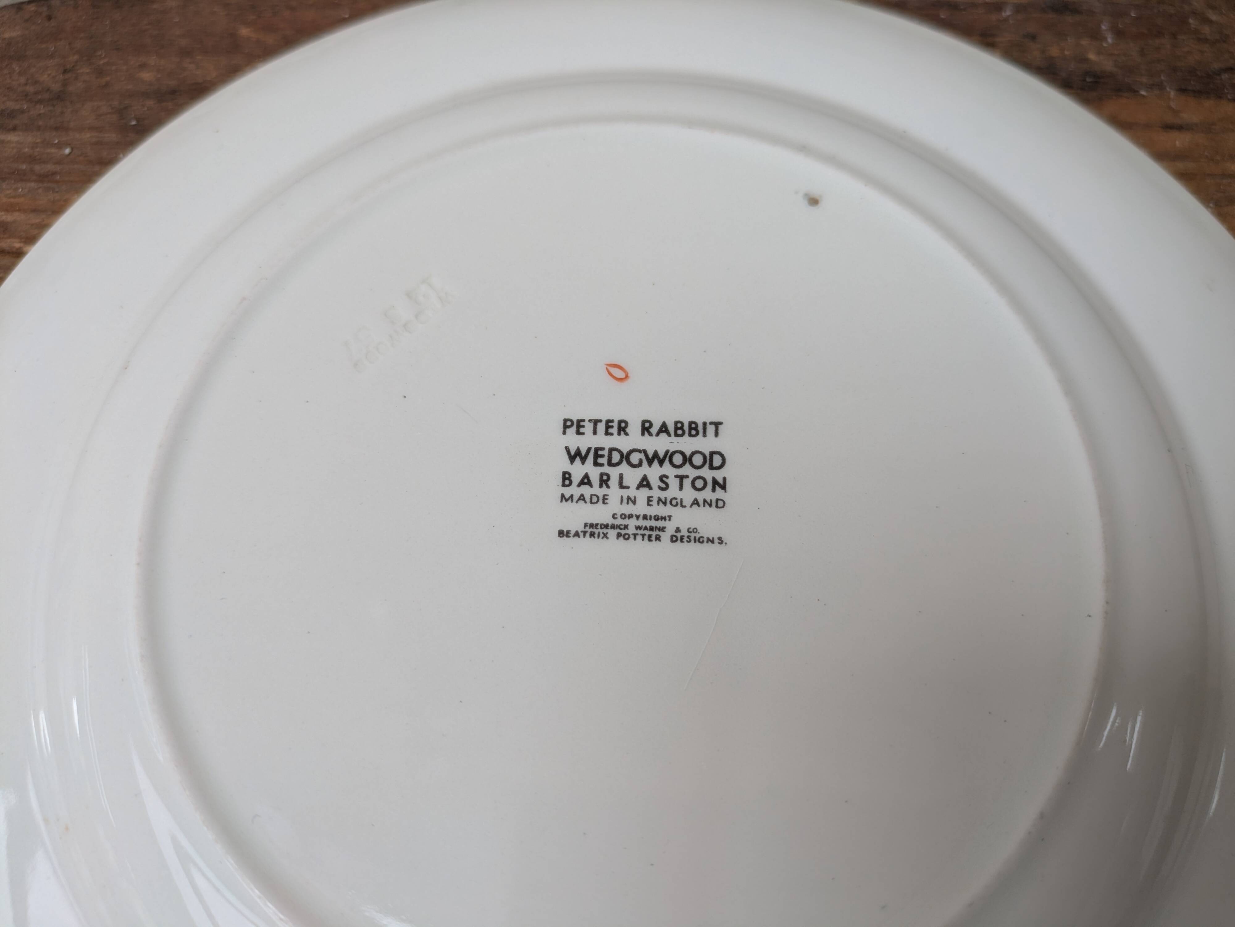 21cm plate Peter Rabbit Wedgwood Barlaston England Beatrix Potter