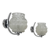 Paire d'appliques vintage métal chromé et verre bullé, France, 1950