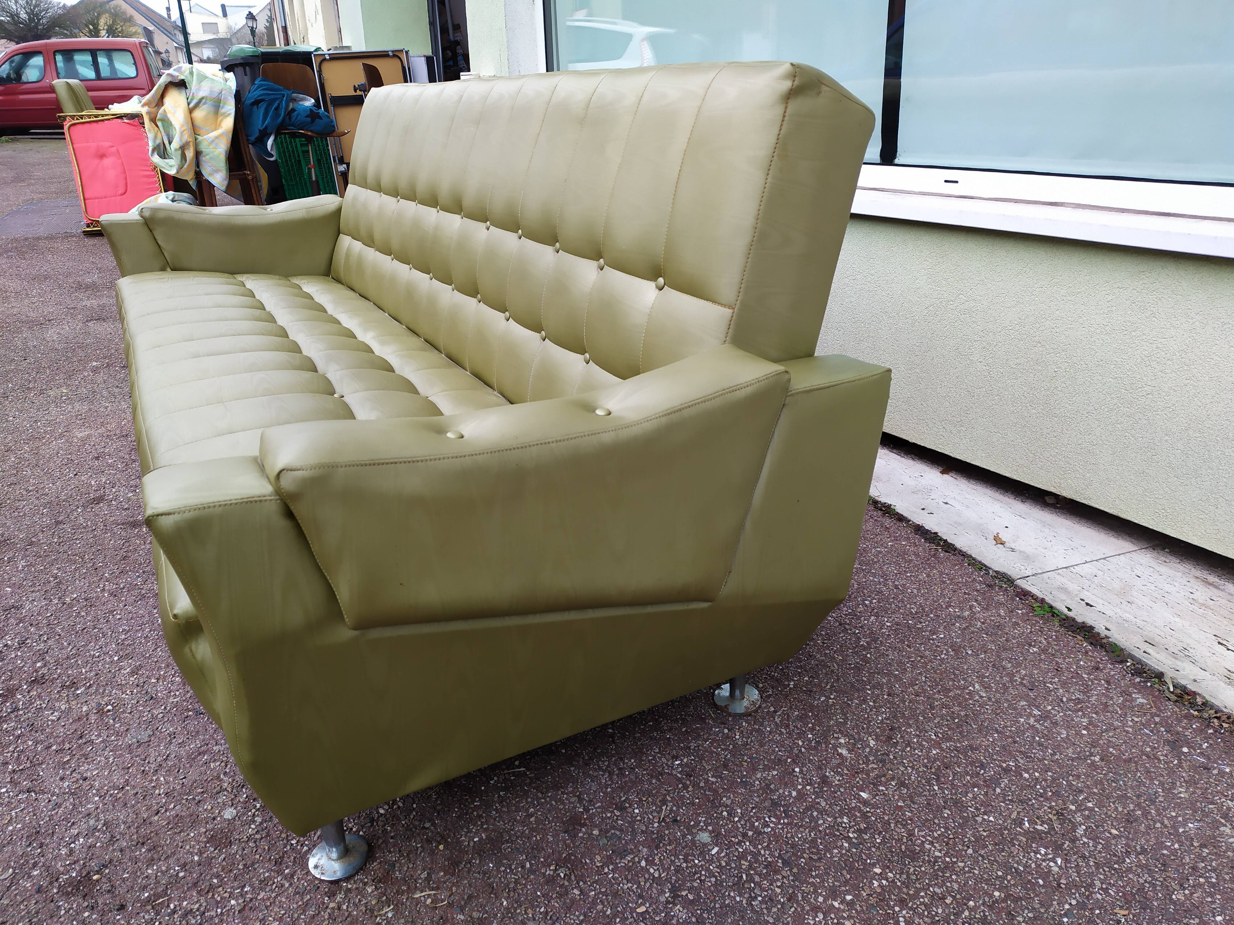 Canapé lit 3 places vintage skaï effet bois vert 1970