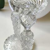 Paire de Bougeoirs flambeaux/Verrerie de Portieux, verre moulé. Motifs croisillons, forme corolle