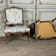 Paire De Fauteuils à La Reine Louis XV En Bois Sculpté Et « chené », XVIIIème Siècle